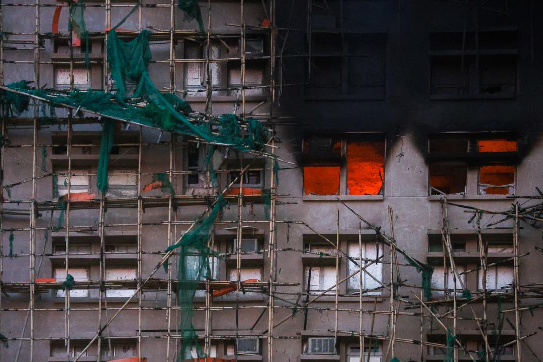 Hong Kong da yangın faciası! Ölenlerin sayısı 94 e yükseldi 2