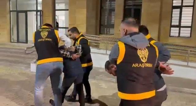 Gardıroptan cephanelik çıktı: Kardeşler "Hasmımız çok" savunması yaptı 4