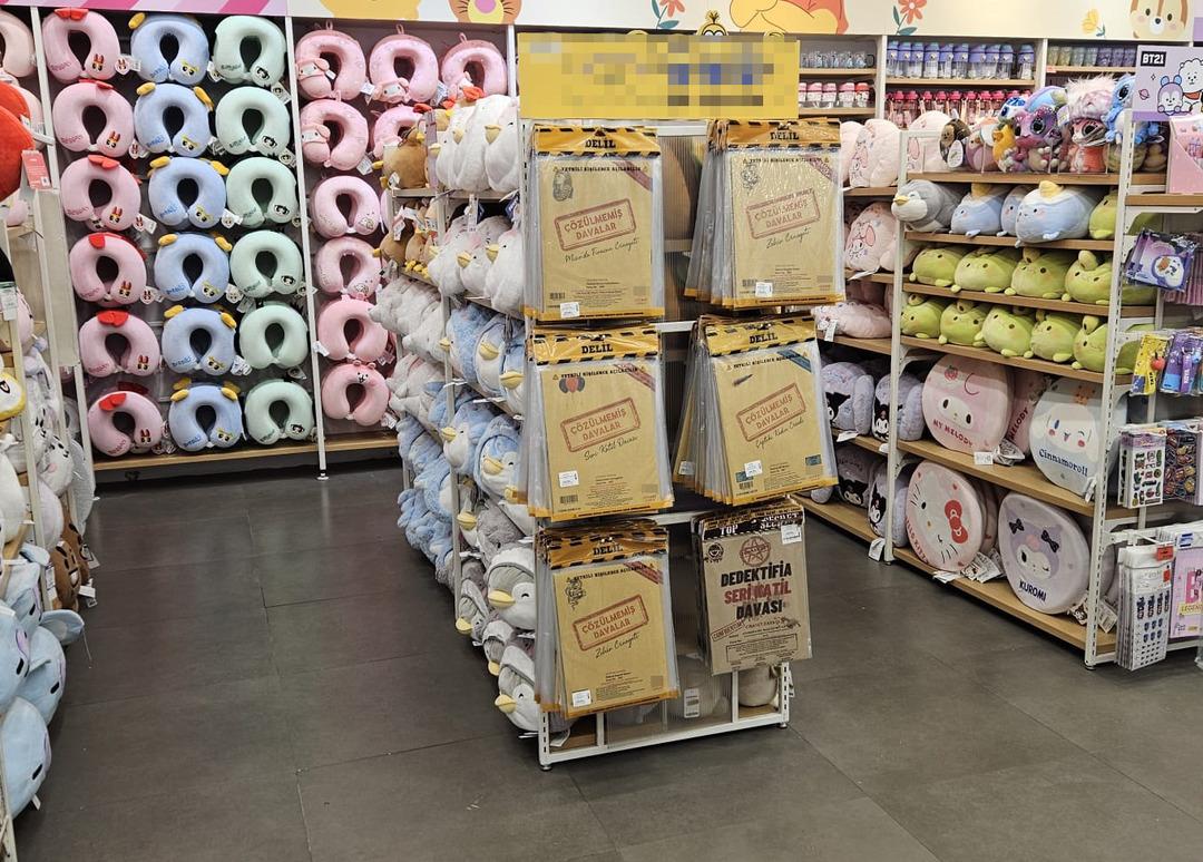 &Uuml;rpertici  cinayet oyunları  tepki &ccedil;ekti: Oyuncak&ccedil;ılarda &ccedil;ocuklara satılıyor! 4