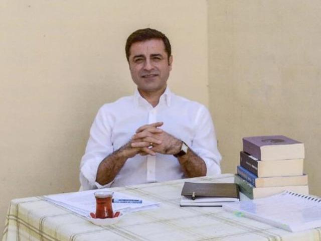 Selahattin Demirtaş için 'şartlı tahliye' iddiası: "Yeni bir dava açıldı"