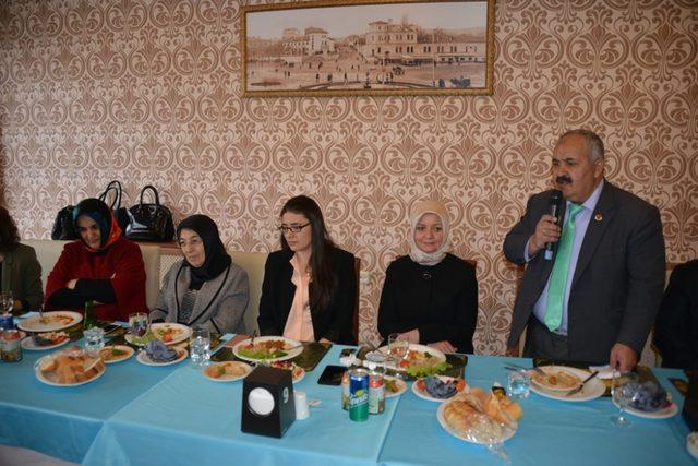 Okuma, yazma öğrenen kursiyerler Sıcak Çermik’te ağırlandı