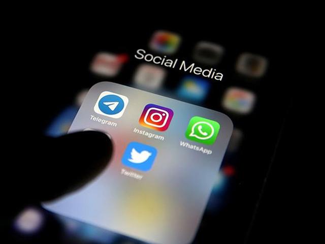 Sosyal medyada yaş sınırlaması hazırlığı! Bakan Uraloğlu'ndan kritik görüşme