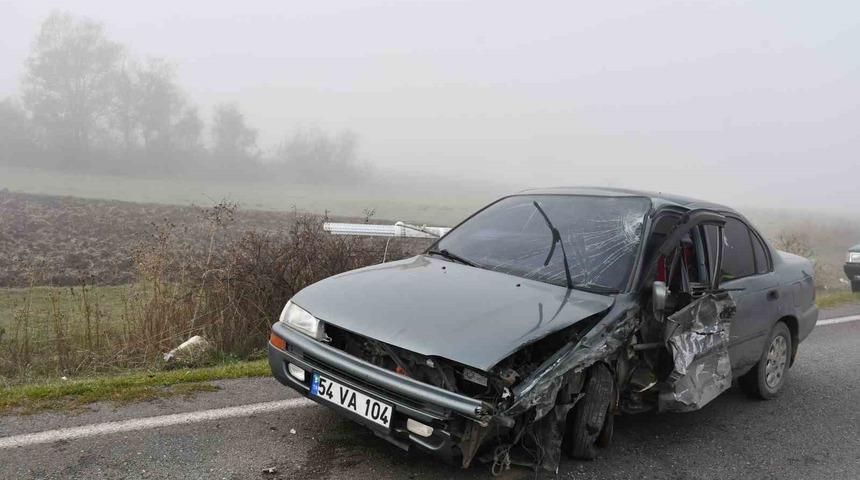 Samsun&rsquo;da iki otomobil &ccedil;apıştı: 3 yaralı