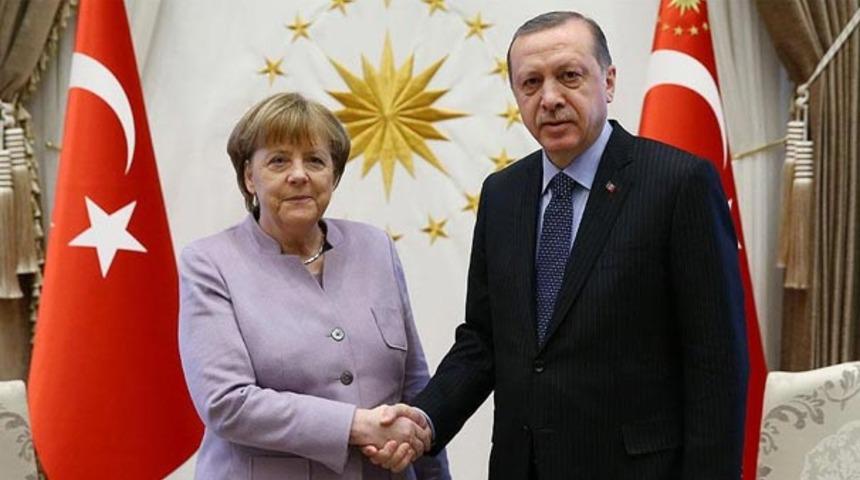 Cumhurbaşkanı Erdoğan ve Merkel görüştü