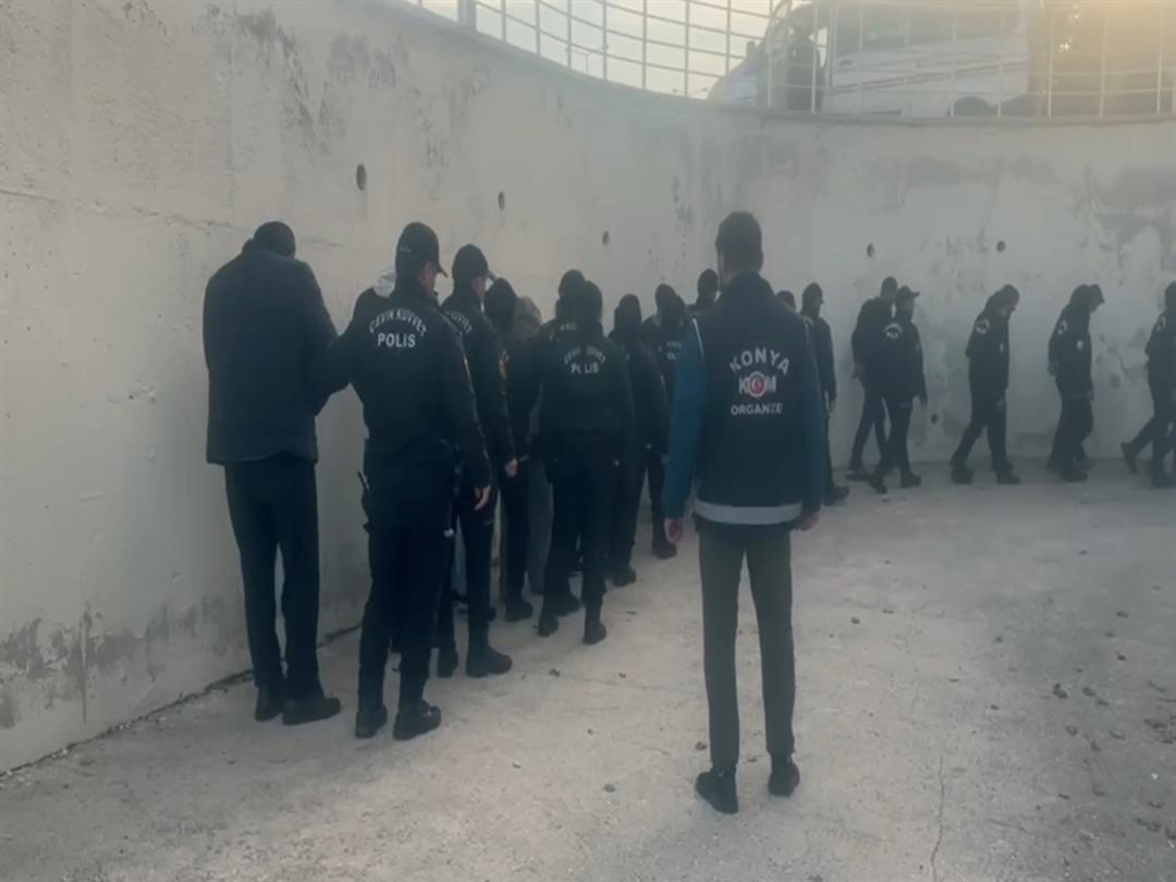 Konya da 2 su&ccedil; &ouml;rg&uuml;t&uuml;ne y&ouml;nelik operasyonda 73 g&ouml;zaltı; 530 milyonu aşan mal varlığına el konuldu 6