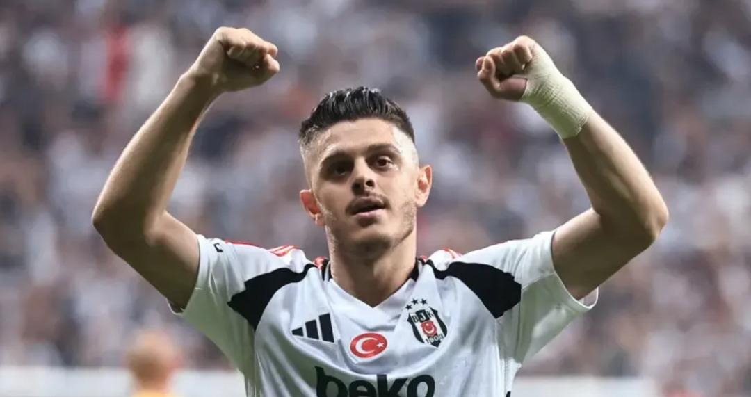 Beşiktaş ta forma giyemeyen Rashica ya Süper Lig devi talip oldu! 1