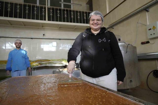 İtalyan Erasmus öğrencileri Gümüşhane’de pestil-köme ustası oldu 2