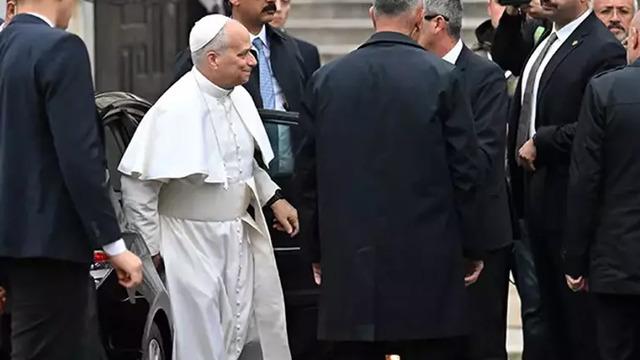 Papa 14. Leo Sultanahmet Camii'nde!