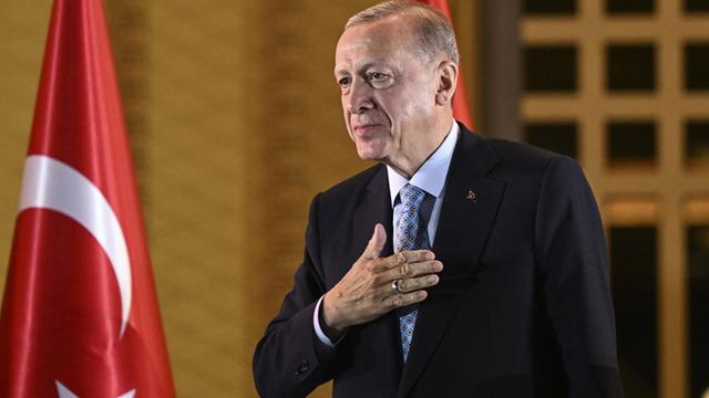 Erdoğan talimat verdi, yeni Anayasa için çalışmalar hızlandı: 37 vekile ihtiyaç var!