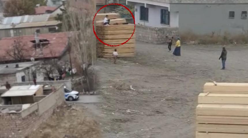 Yer: Kayseri! Bir aile g&ouml;rd&uuml;ğ&uuml; herkesi taşlıyor: '&Ccedil;ocuklarımız okula gidemiyor'