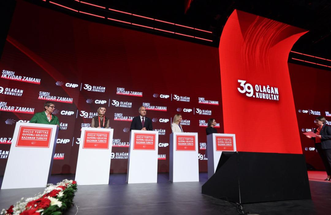 CHP Kurultayı nda kritik gün! Özgür Özel, bir yılda üçüncü kez genel başkan seçilecek 2