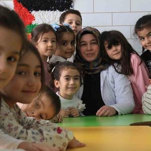 3 çocuk annesinin azmi: Hayvancılıkla uğraşırken çocukların ilk öğretmeni oldu