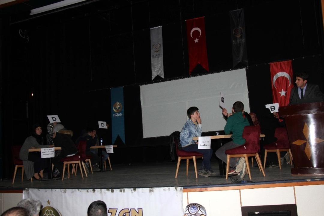 Hizan&rsquo;da Umre &Ouml;d&uuml;ll&uuml; Bilgi Yarışması