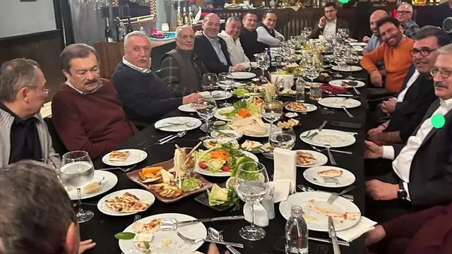 Aynı masada görüntülenmişlerdi! Mehmet Ağar açıkladı: Görevden alınmama nedeni fotoğraf değil