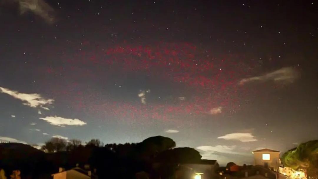 Gökyüzünde ikinci kez belirdi! Fotoğrafçı görüntüledi, bilim insanları şaşkına döndü 1
