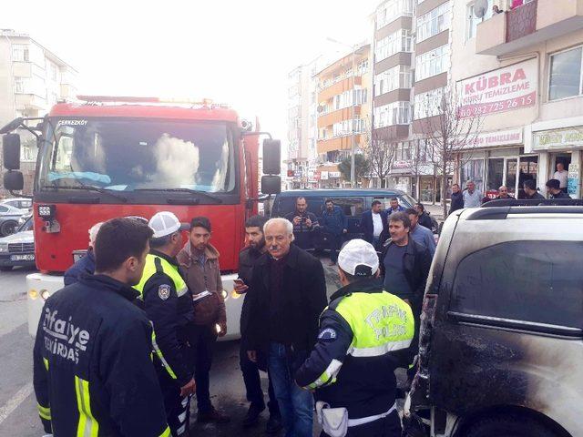 Yangına damacanayla müdahale ettiler