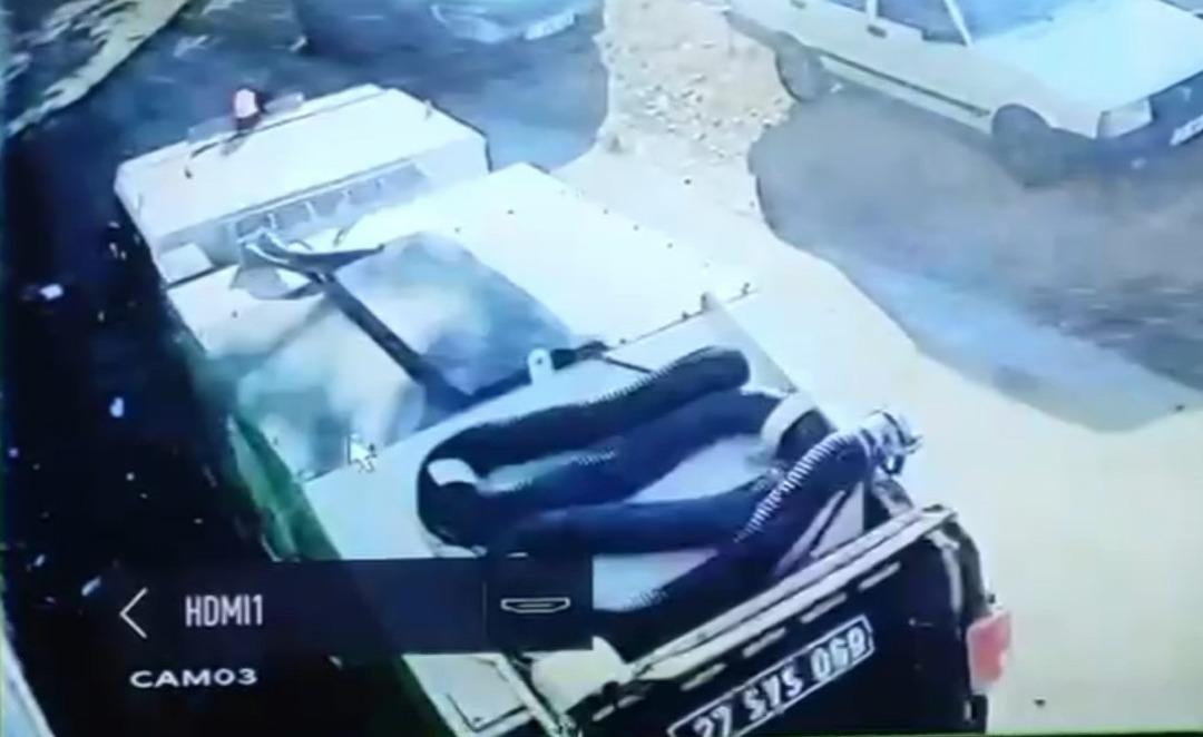 10 yıllık birikimi altınları yolda düşürdü, 40 tonluk çöplükte bulundu! Gözyaşları sel oldu 2