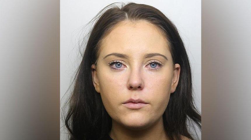 Babasının sevgilisinin fotoğraflarını müstehcen sitede paylaştı! Hayatı altüst oldu