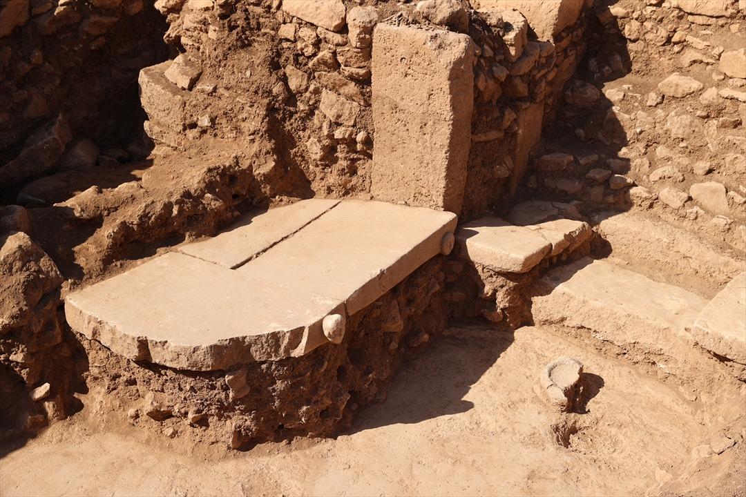 Yer: Şanlıurfa! Yaklaşık 10 bin yıllık! İnsan yüzüne benziyor 1