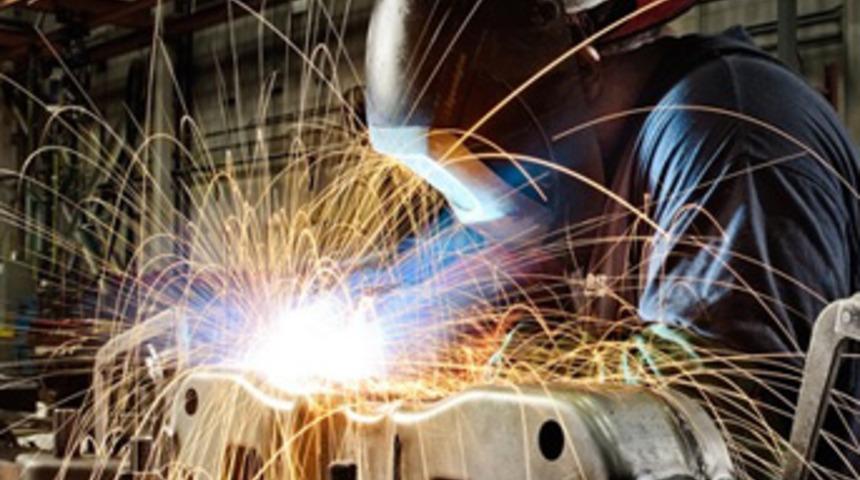 Sanayi üretimi kasımda beklentilerin üzerinde arttı