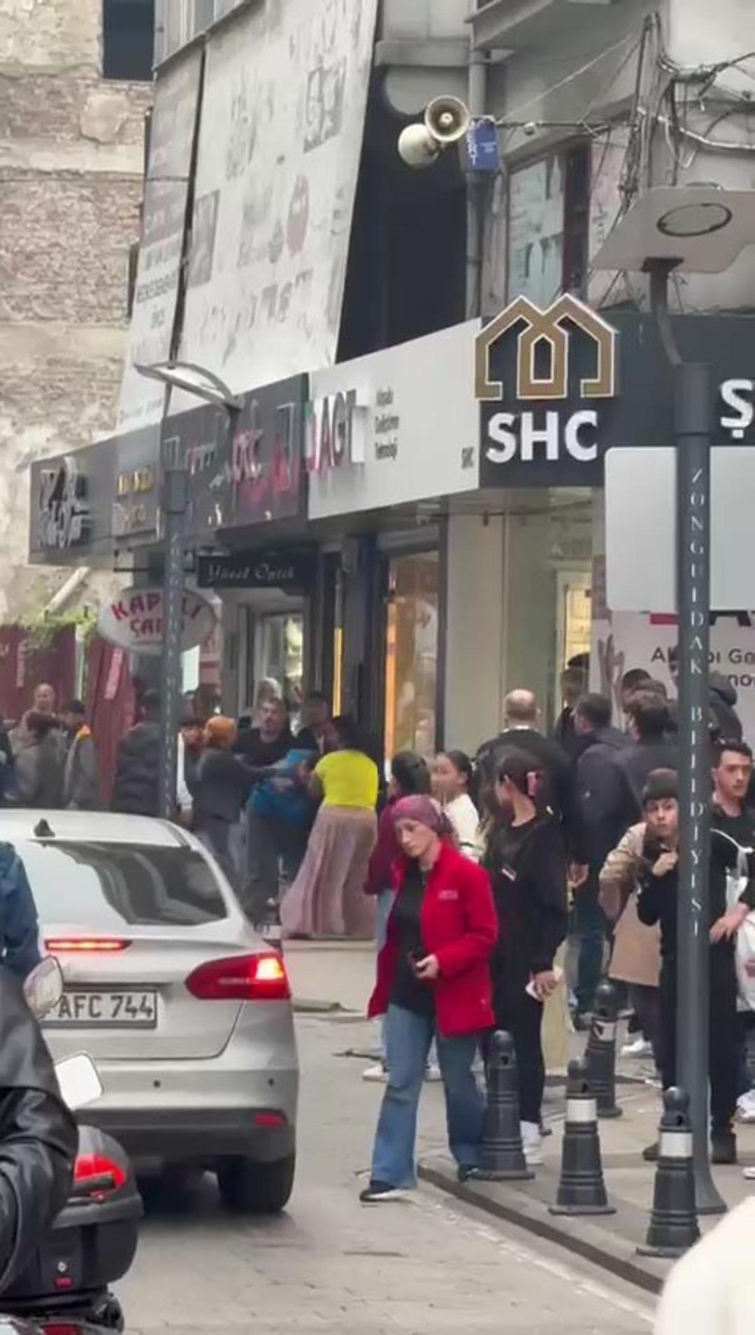 Zonguldak ta iki grup arasında çıkan kavga polis müdahalesiyle sona erdi 1