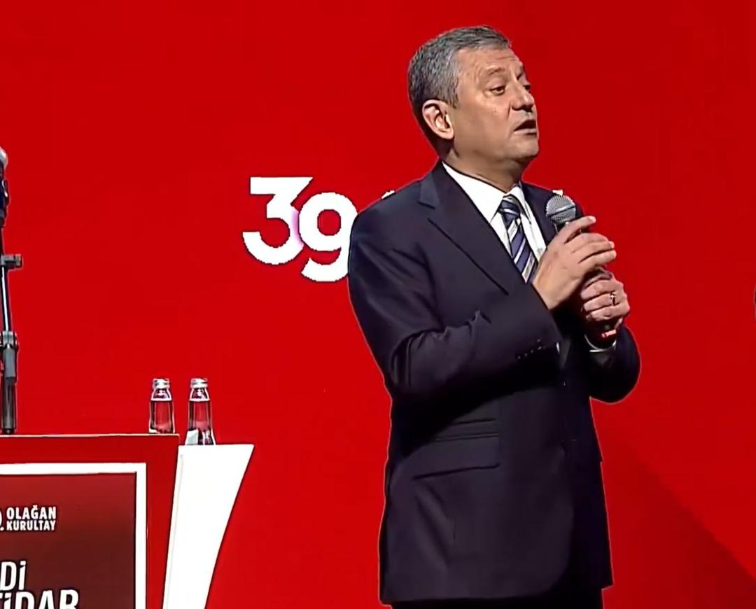 Özgür Özel’in konuşmasında Kılıçdaroğlu mesajı! Yeniden genel başkan seçildi 5