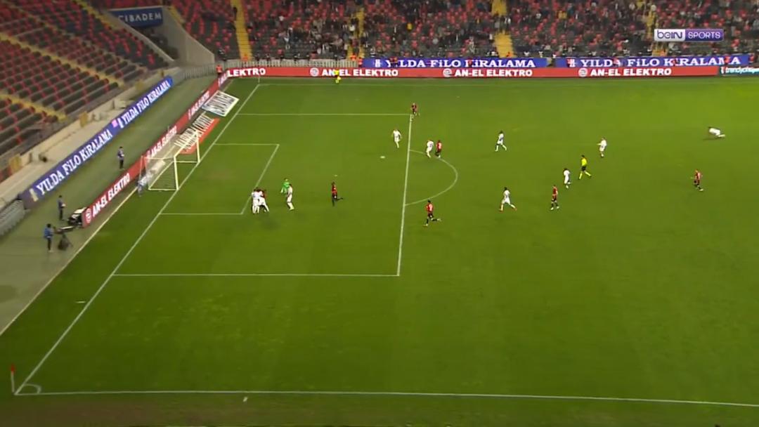 Gaziantep FK- Ey&uuml;pspor ma&ccedil;ının son dakikalarında Boateng den &ccedil;ok ilgin&ccedil; gol!  1