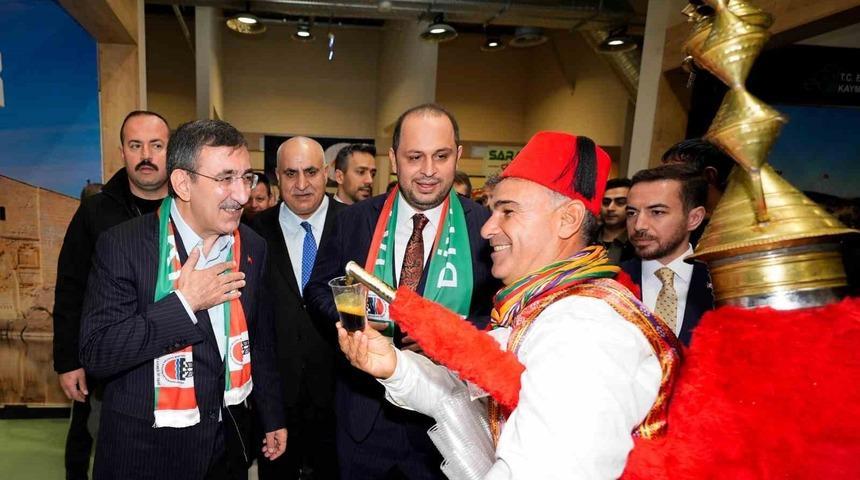 Cumhurbaşkanı Yardımcısı Yılmaz: "Diyarbakır bir medeniyetler şehri"