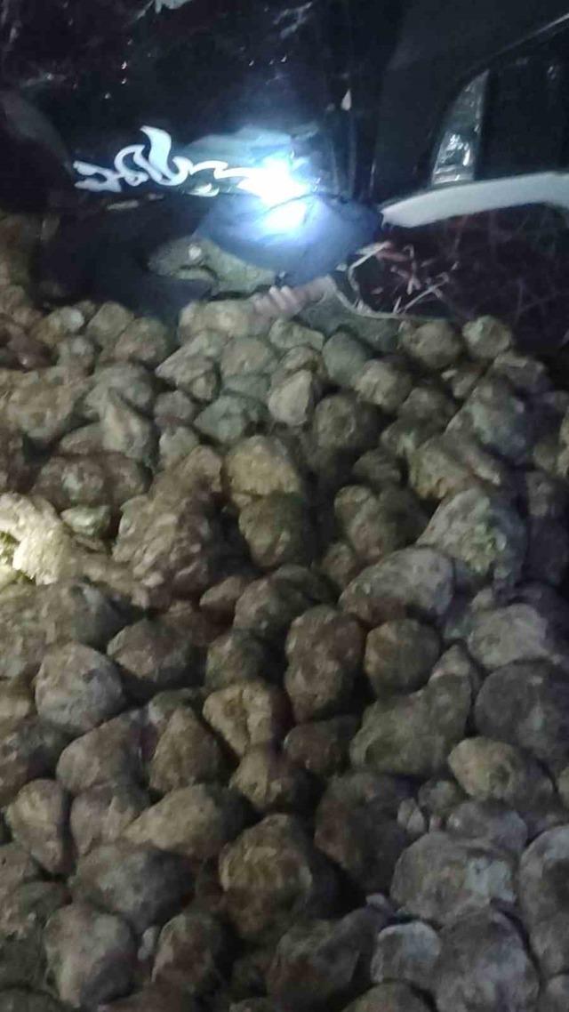 Yozgat’ta kontrolden çıkan tır devrildi: 1 ölü 2