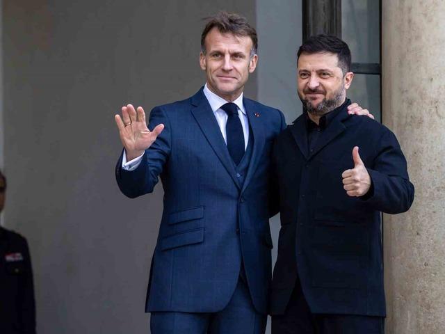 Zelenskiy, 1 Aralık’ta Paris’te Macron ile bir araya gelecek