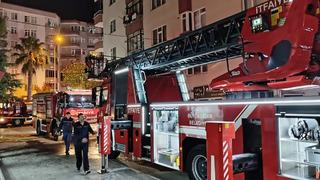 Samsun'da 7 katlı binada yangın! Vatandaşlar tahliye edildi