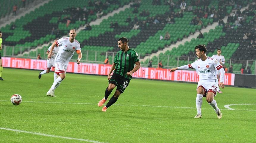 Trendyol 1. Lig'de Sakaryaspor ile &Uuml;mraniyespor puanları paylaştı