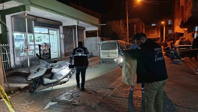 Adana’da erkek kuaföründe silahlı kavga: 7 yaralı 7