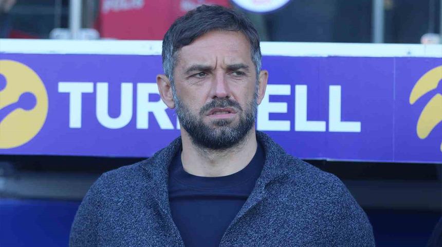 Kayserispor hocası Radomir Djalovic: "Bu 3 puan bize &ouml;z g&uuml;ven getirdi"