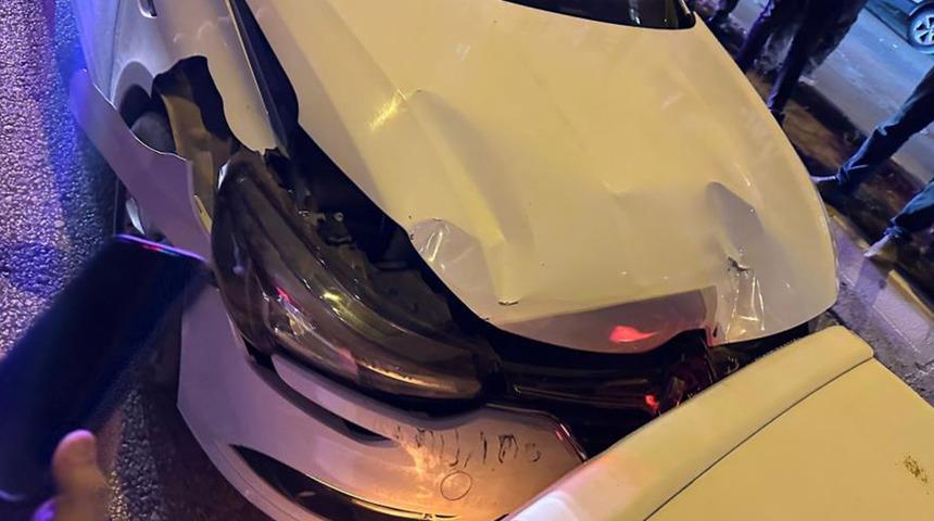 Yer: Mardin! İki araç birbiriyle çarpıştı