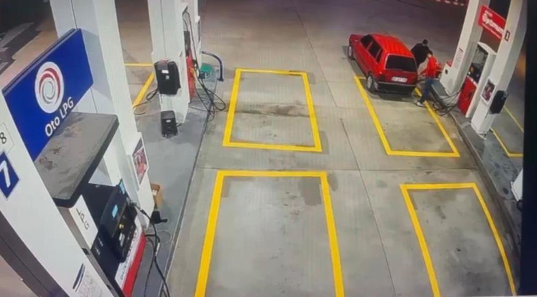 Osmaniye’de molotoflu saldırı: Kamyoneti ateşe veren 2 şüpheli tutuklandı 1