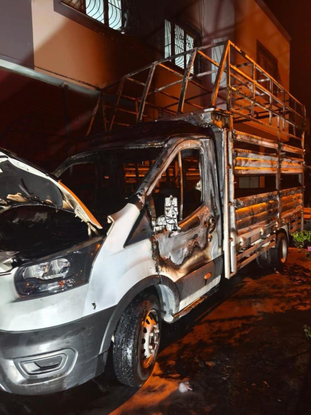 Osmaniye’de molotoflu saldırı: Kamyoneti ateşe veren 2 şüpheli tutuklandı 2