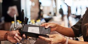 Bakanlık harekete ge&ccedil;ti: Yasaklanıyor! Kafe ve restoranlarda yeni d&ouml;nem