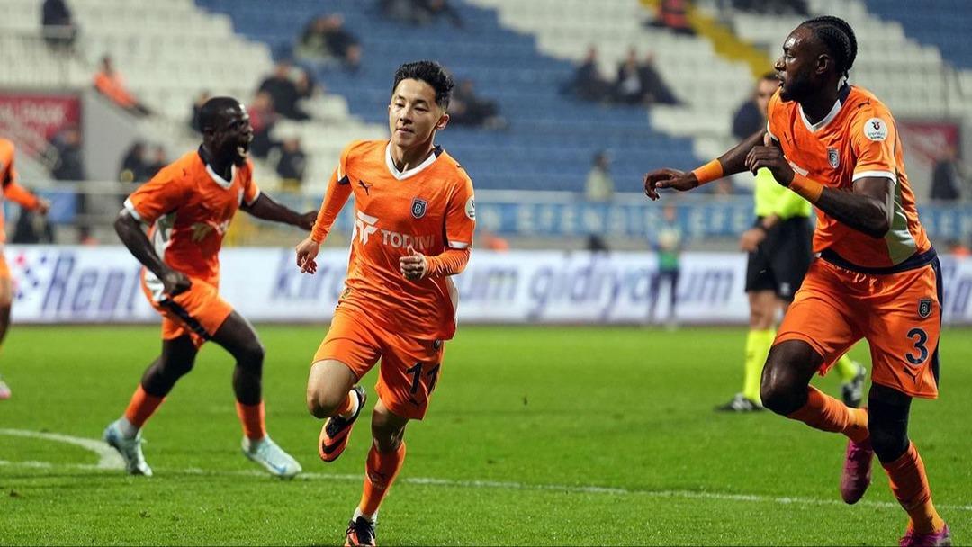 Başakşehir e Fenerbahçe maçı öncesi şok: Opoku ve Selke kart cezalısı 1