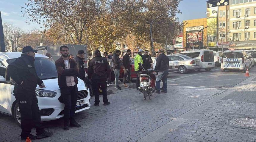 Erbaa&rsquo;da sahte plaka denetiminde yakayı ele verdi, 64 bin TL ceza uygulandı