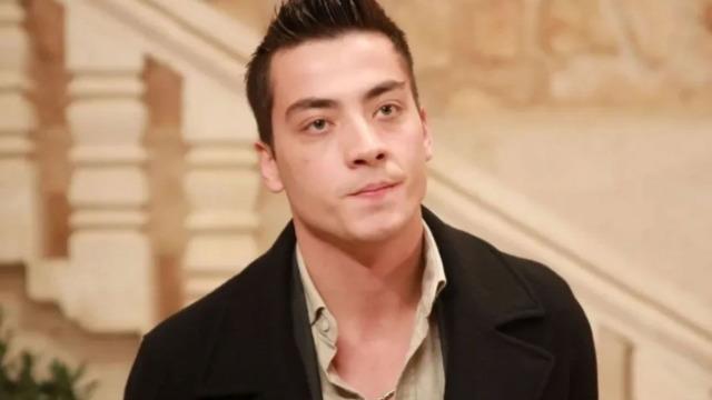 Uzak Şehir'in Kaya'sı Atakan Özkaya'nın baba özlemi... Duygusal paylaşım