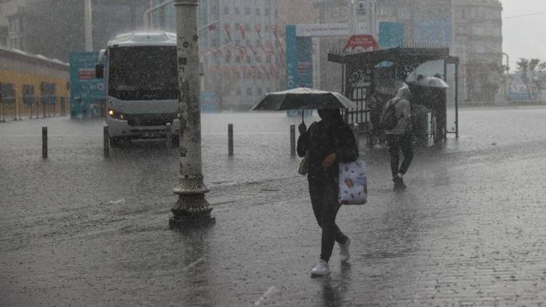 Meteoroloji den vatandaşlara kar ve sağanak uyarısı! İstanbul un yanı başına geldi 4