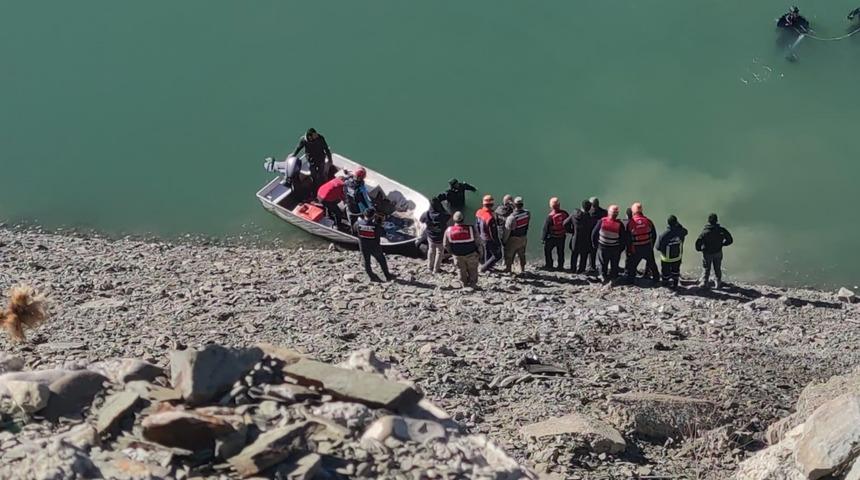 Zernek Barajı&rsquo;na ara&ccedil; u&ccedil;tu: 2 &ouml;l&uuml;