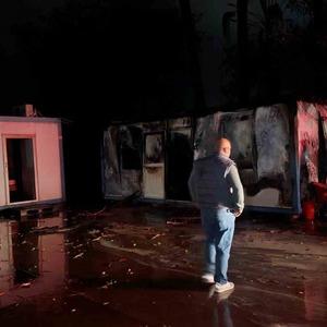 Yıldırım yangına sebep oldu konteyner küle döndü