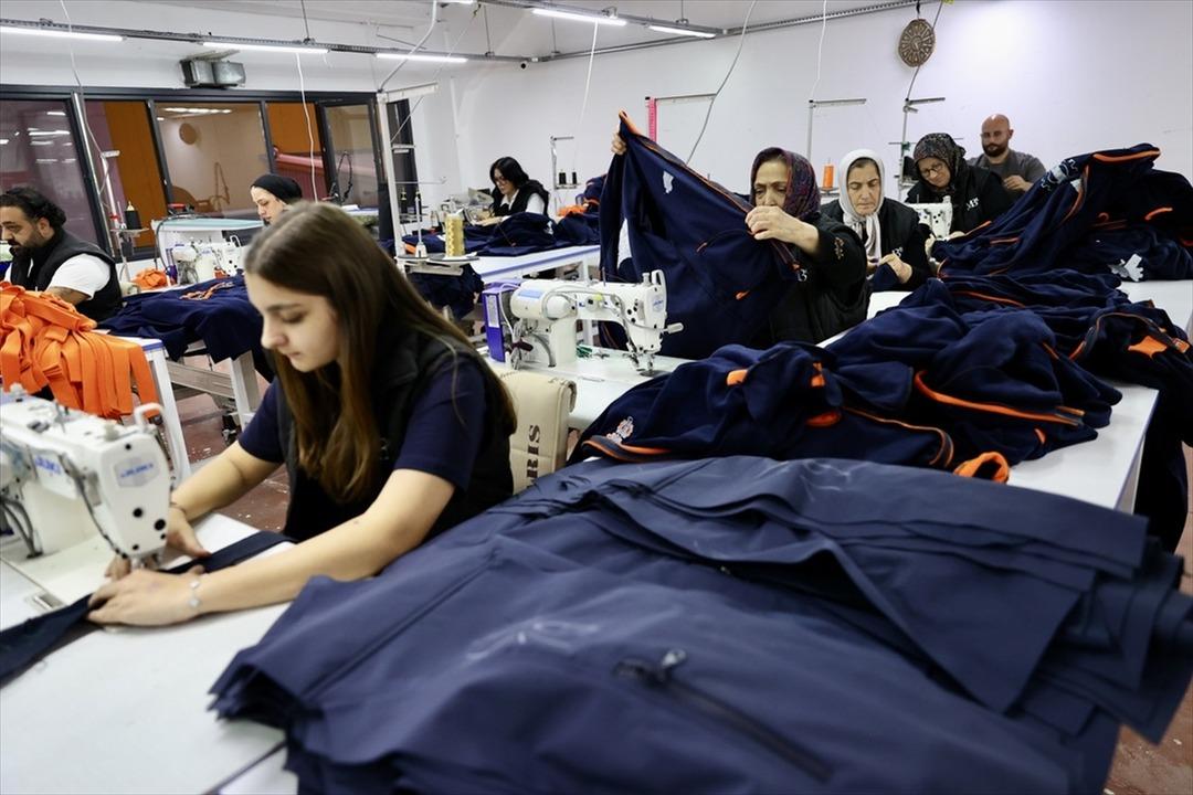 Sermayesiz başladı Çılgınlık yapıp evet dedim, iş büyüdü 3 bin m2 fabrikaya taşındı 3