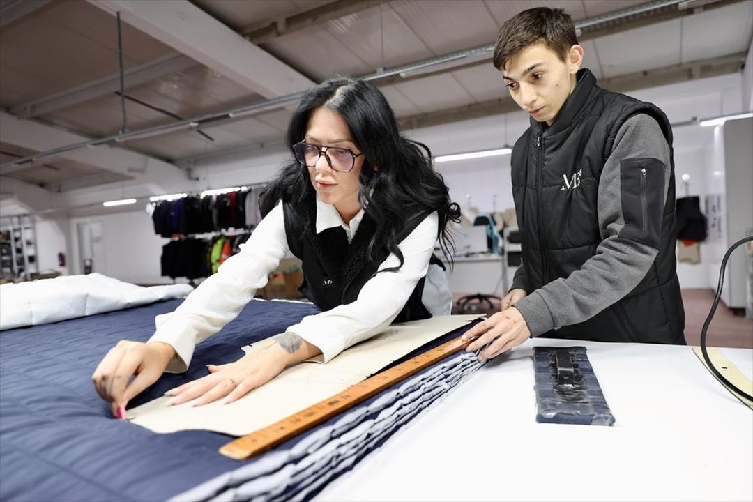 Sermayesiz başladı Çılgınlık yapıp evet dedim, iş büyüdü 3 bin m2 fabrikaya taşındı 5