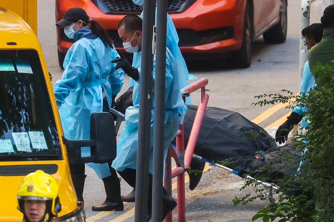 Hong Kong da yangın felaketi! Ölenlerin sayısı 146 ya yükseldi 1