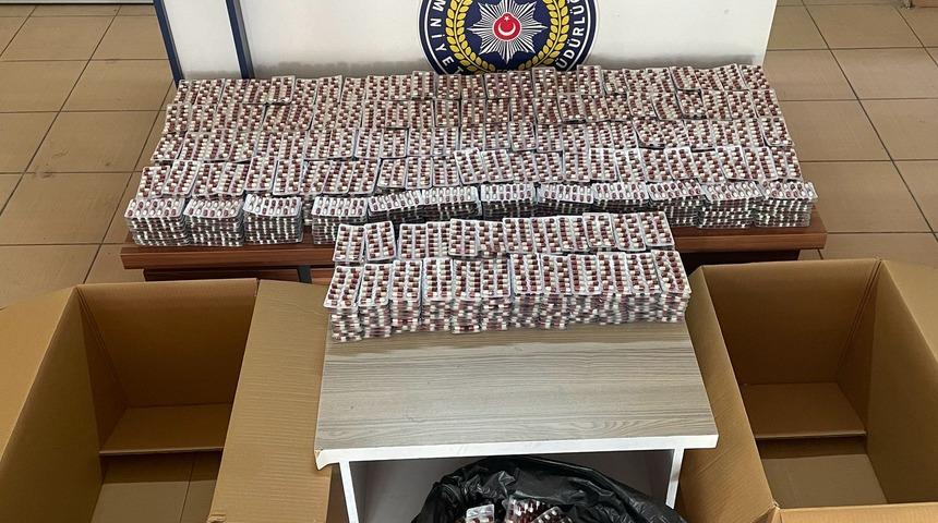 Durdurulan panelvandan 34 bin 176 sentetik hap &ccedil;ıktı