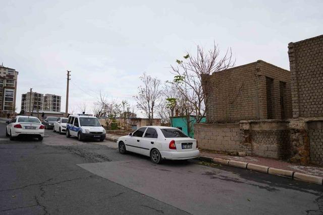 23 yaşındaki genç, metruk binada ölü bulundu 1