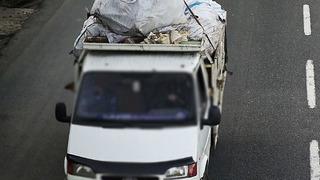 Kur'an-ı Kerim sayfaları yola saçıldı! 2 kişi için adli işlem başlatıldı